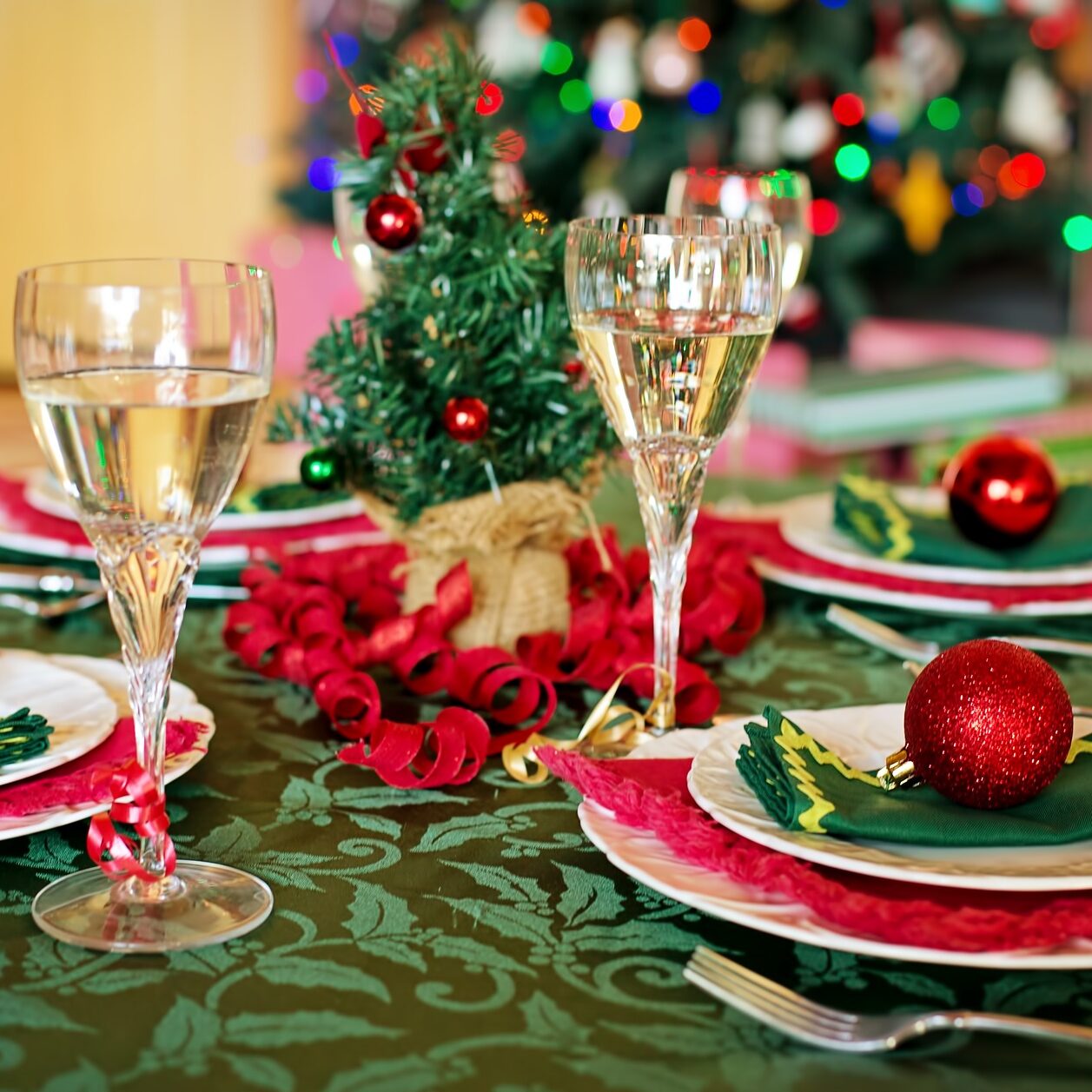 ハンガリーのクリスマスパーティーのための伝統的な食事
