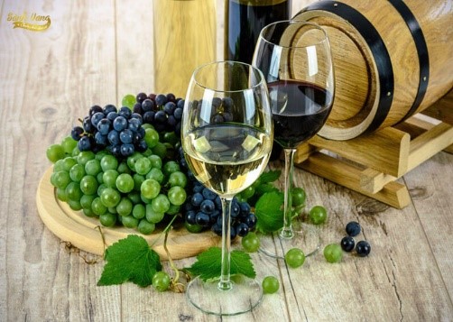 HUNGARIAN WINE AND ITS HISTORY